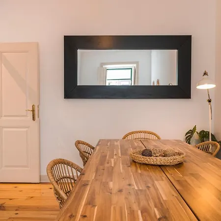 Apartment 3 Bedroom Terrace By Innkeeper