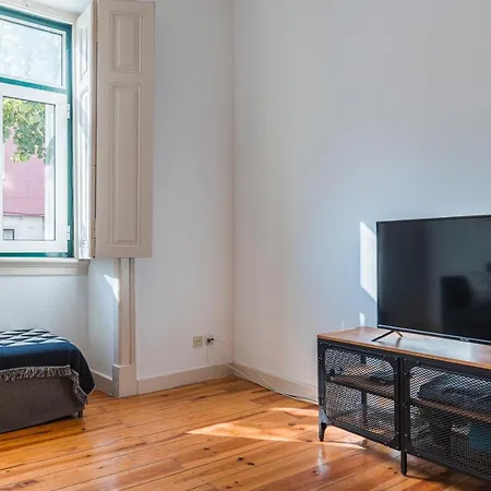 Apartamento 3 Bedroom Terrace By Innkeeper