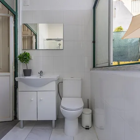 3 Bedroom Terrace By Innkeeper Apartment Lisbon